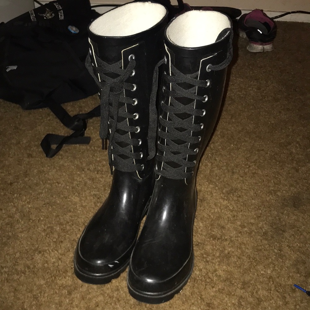 Black Rubber Rain boots 🖤